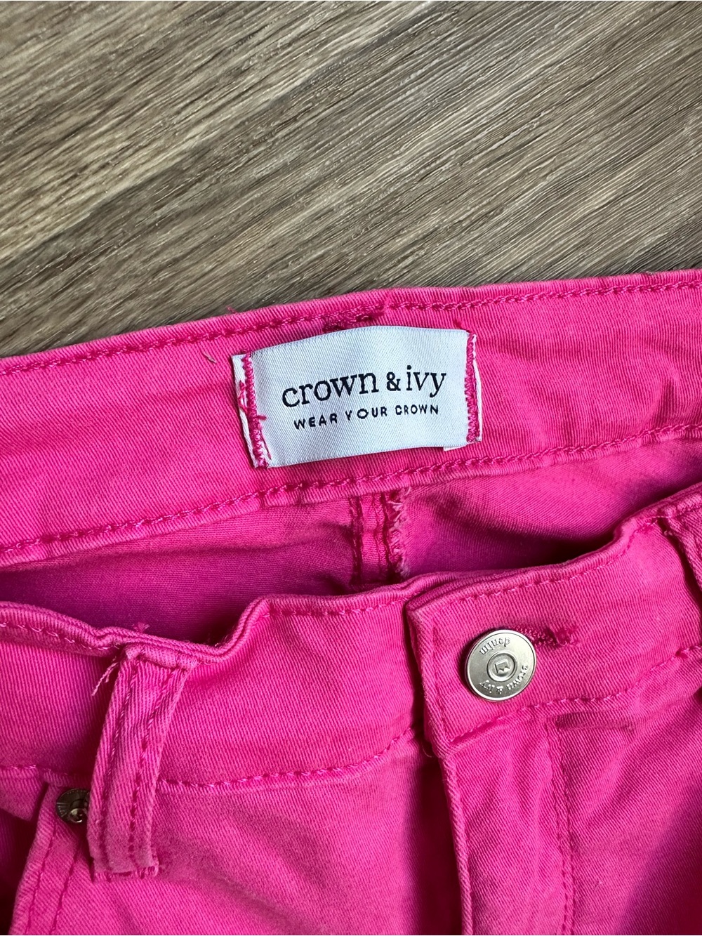 Crown & Ivy Women’s Size 4 High Rise Skinny‎ Pants Bright Pink Stretch Casual - Picture 3 of 9